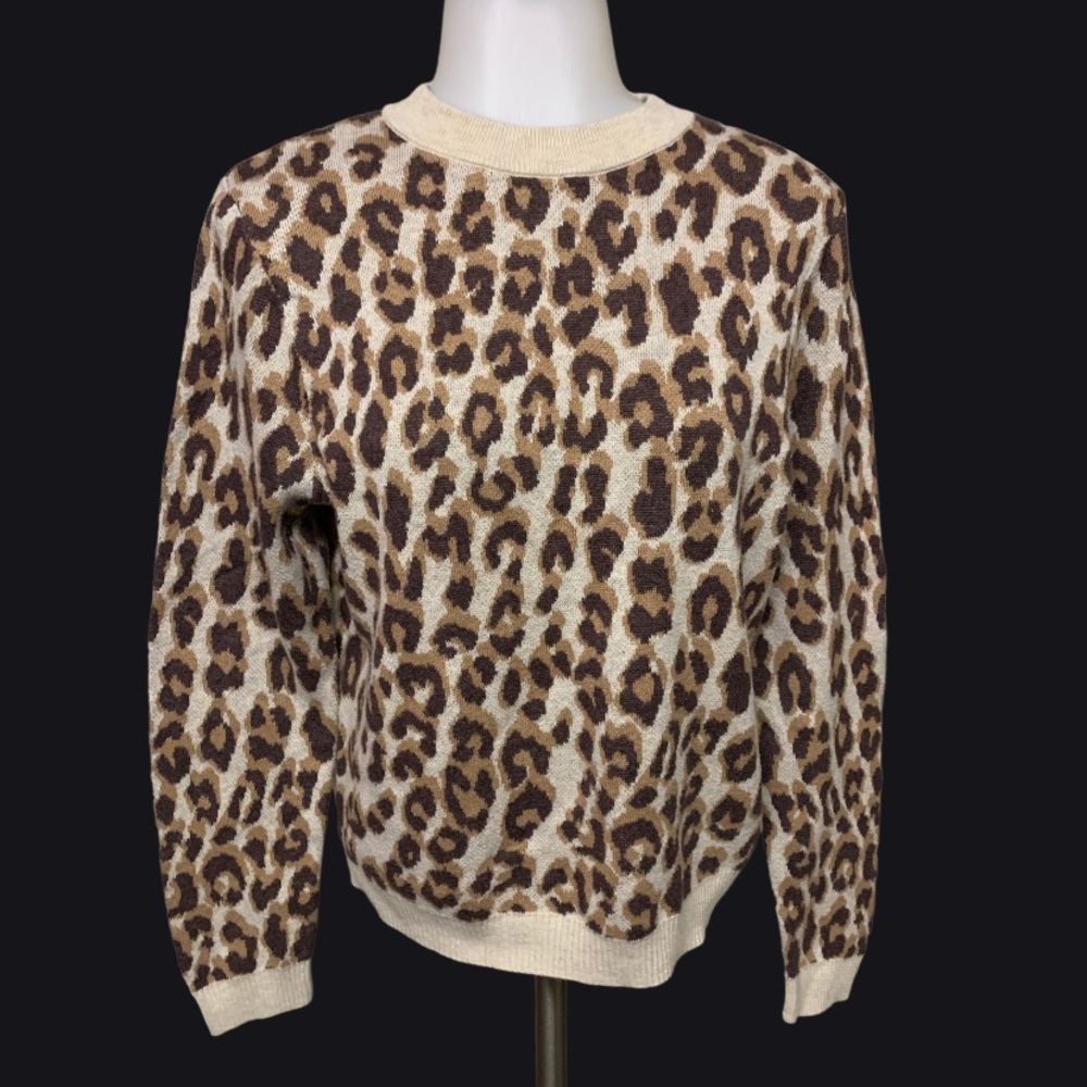 Leopard print sweater